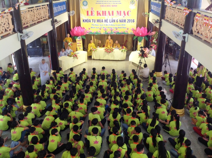 CHÙA HUỆ MINH KHAI MẠC KHÓA TU MÙA HÈ LẦN VI, CHỦ ĐỀ “TUỔI TRẺ HƯỚNG VỀ PHẬT PHÁP