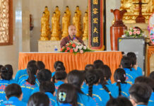 Hình ảnh thuyết pháp ngày 2 ở khoá tu mùa hè 2024 lần 1